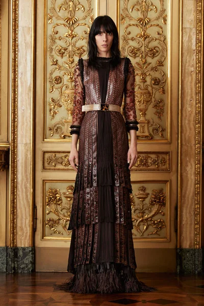 Look 15